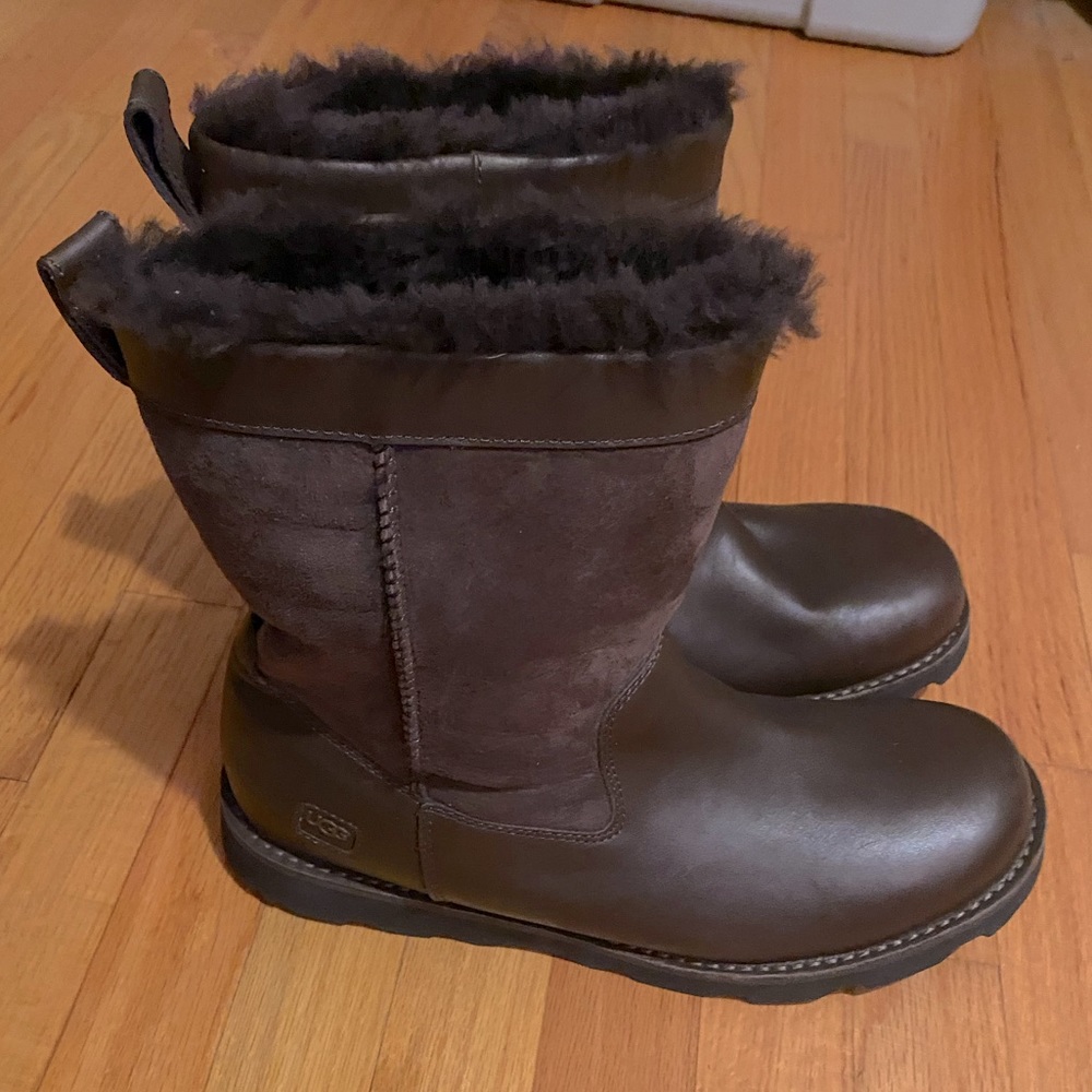 Men’s UGG Wrangell Leather & Suede Sheepskin Boot